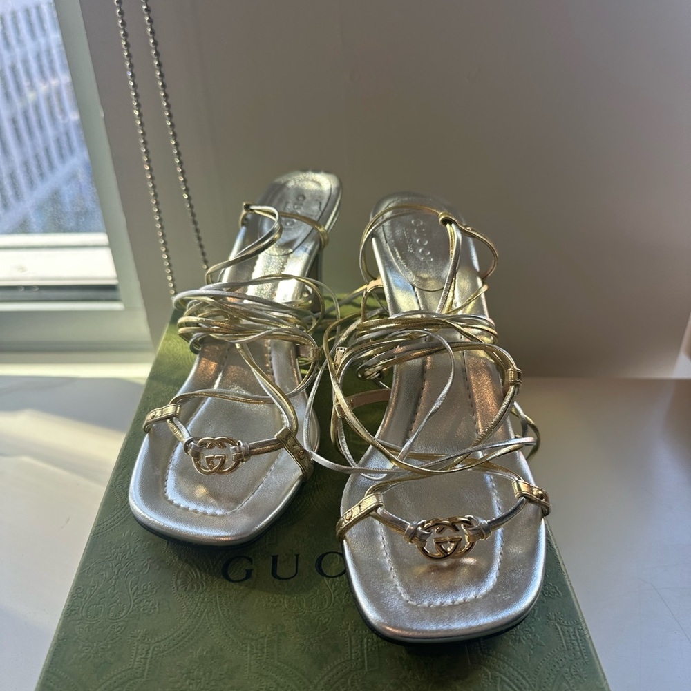 *NWT* Gucci Lace Up Metallic Heels - Picture 2 of 8